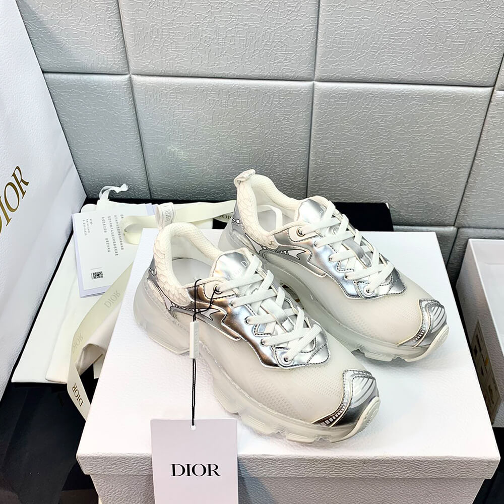 D10r VIBE SNEAKER