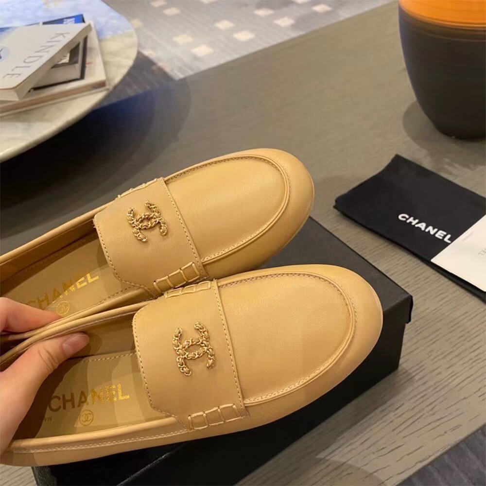 Ch**el Loafers