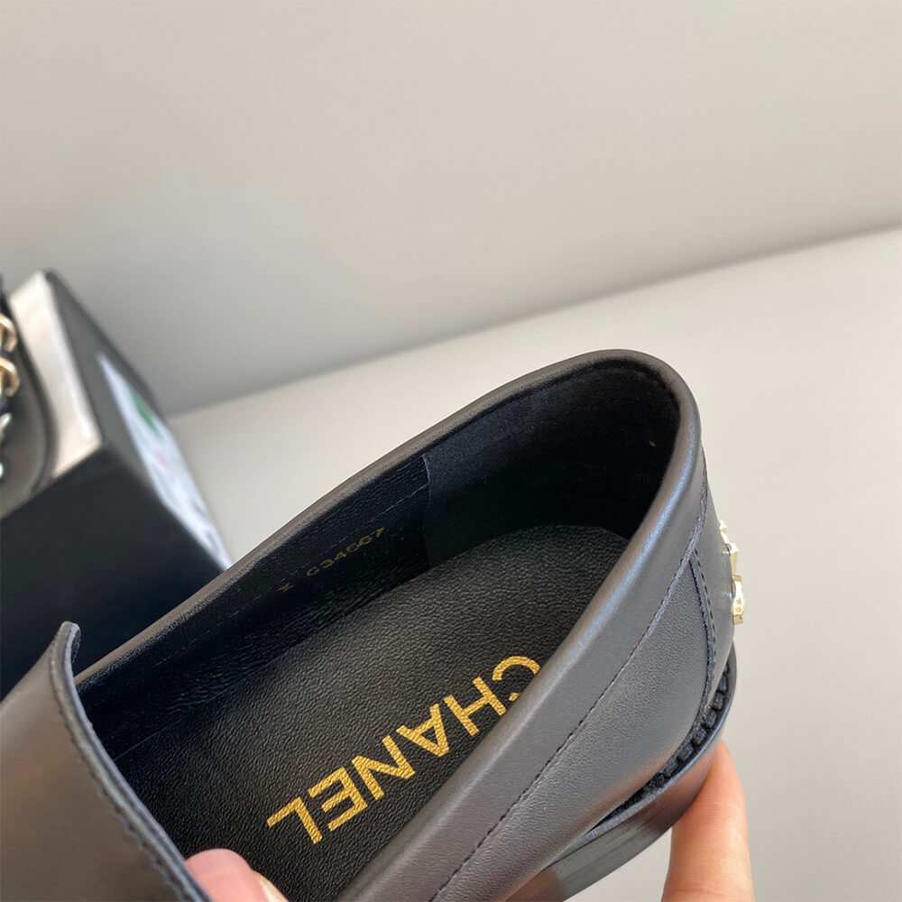 Ch**el Loafer
