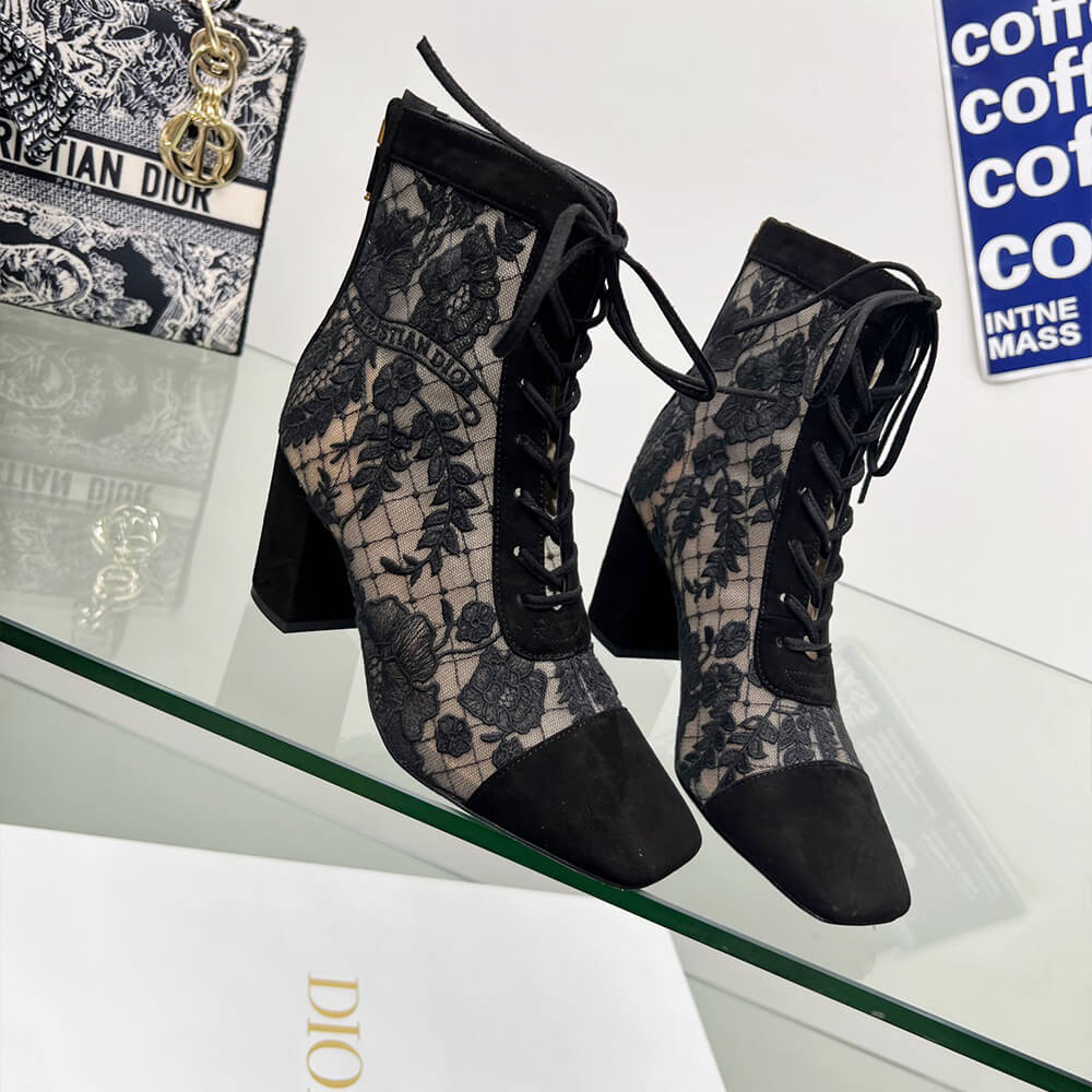 D10r Naughtily-D Heeled Ankle Boot