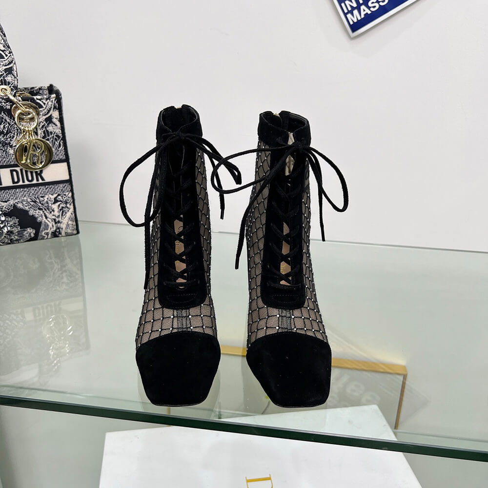 D10r Naughtily-D Heeled Ankle Boot