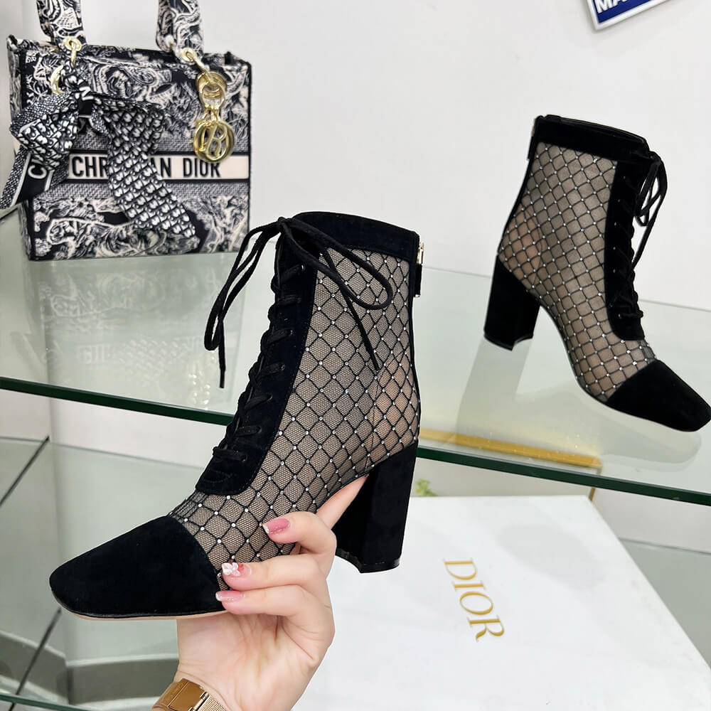 D10r Naughtily-D Heeled Ankle Boot