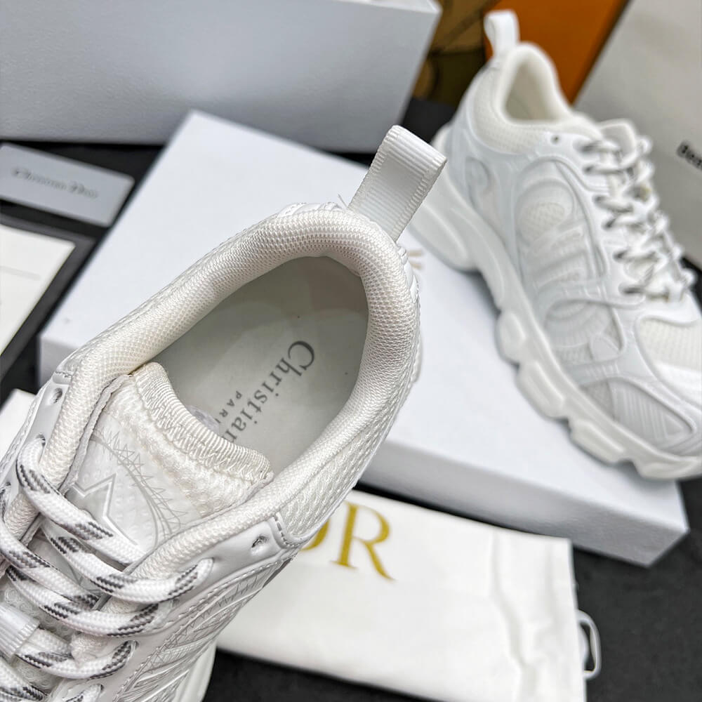 D10r Chrono Sneaker