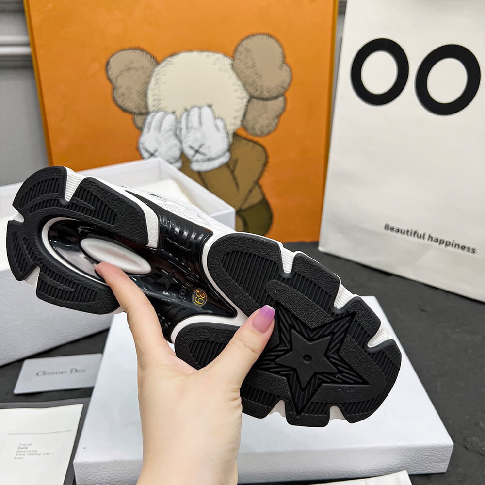 D10r Chrono Sneaker