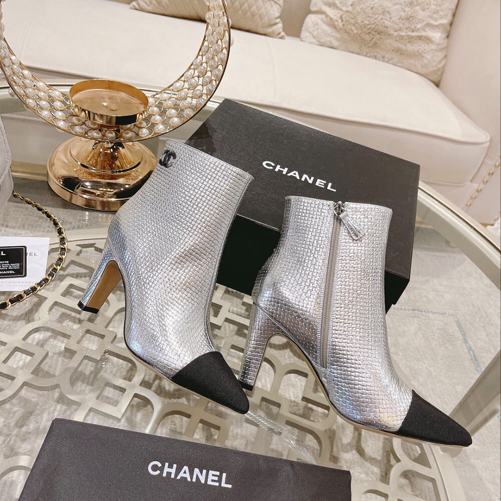 Ch**el ANKLE BOOT