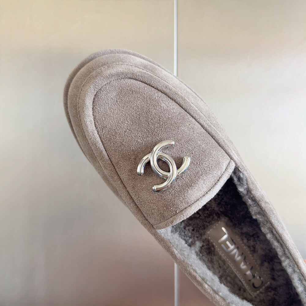 Ch**el WOMEN LOAFER