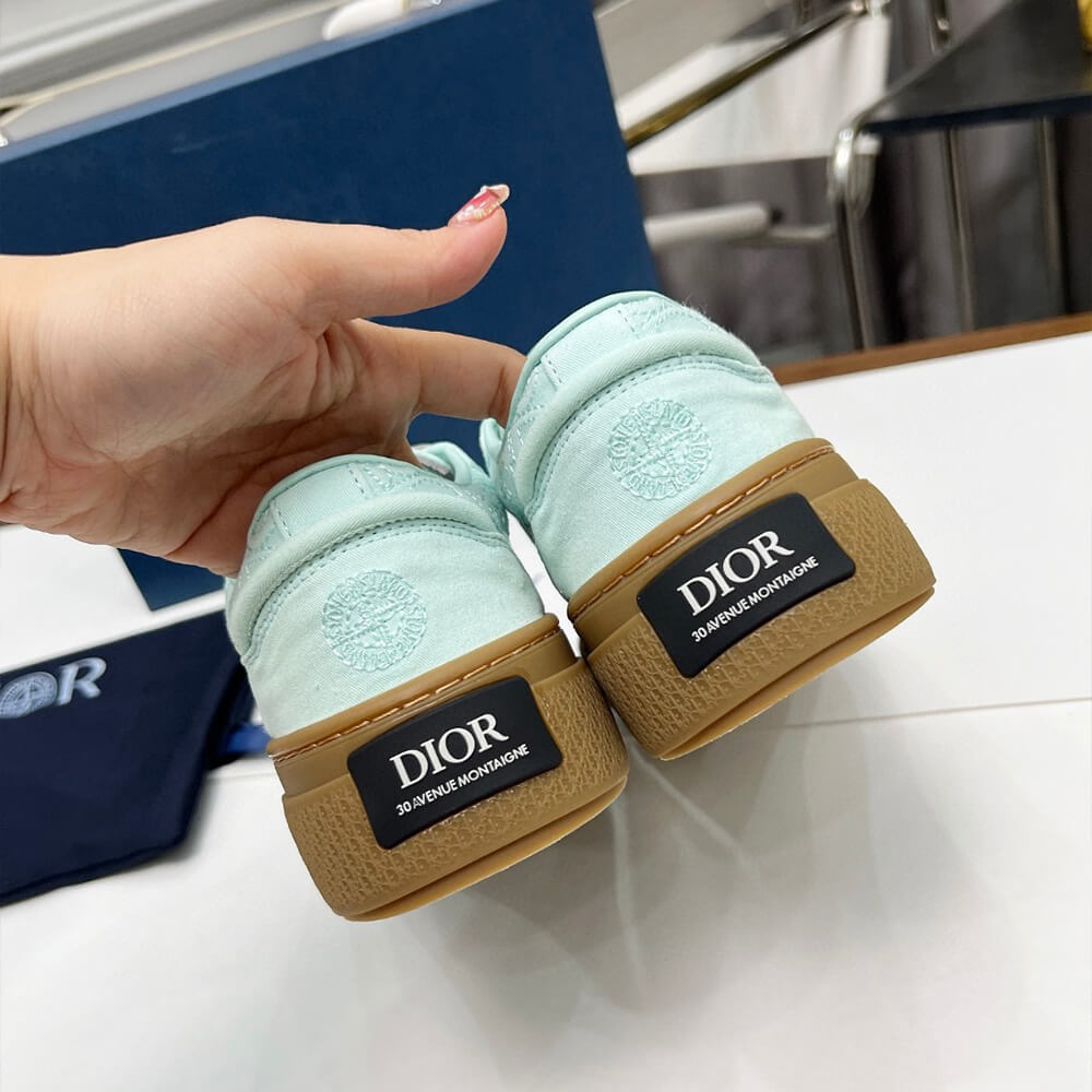 D10r B33 Sneaker