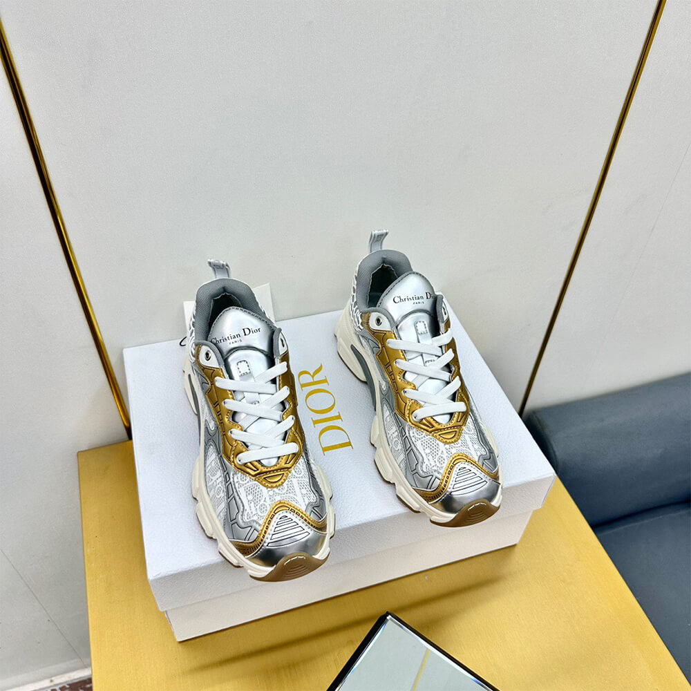 Chr1st1an D10r Vibe Sneaker