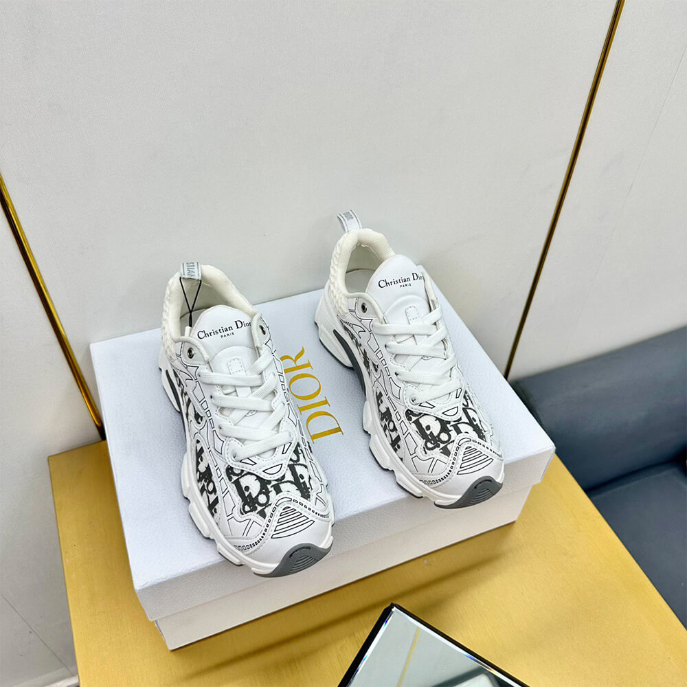 Chr1st1an D10r Vibe Sneaker