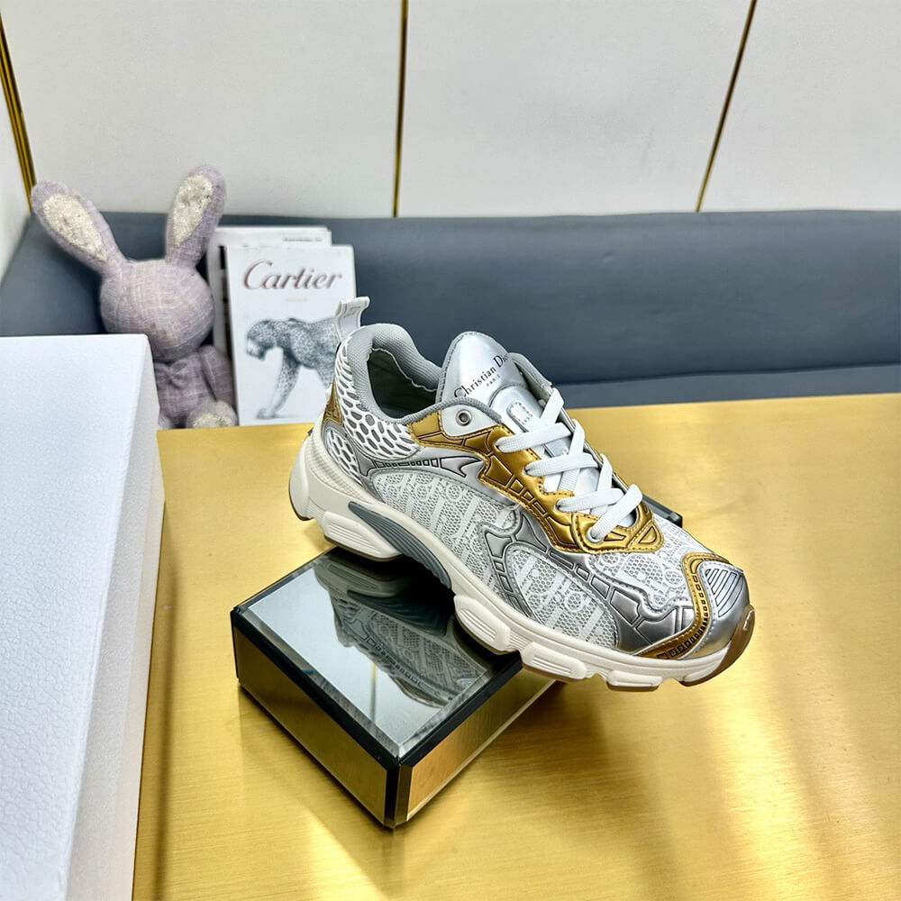 Chr1st1an D10r Vibe Sneaker