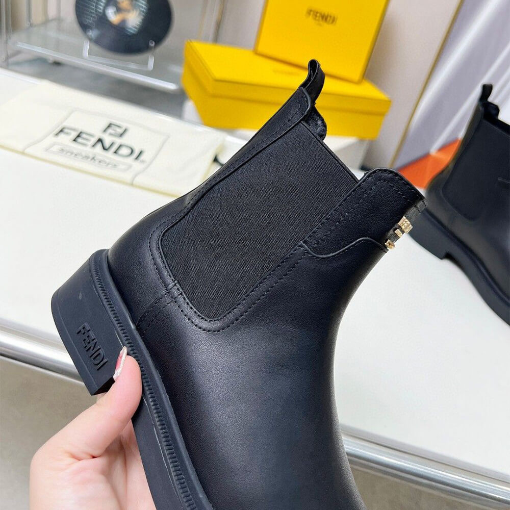 F**di Boots