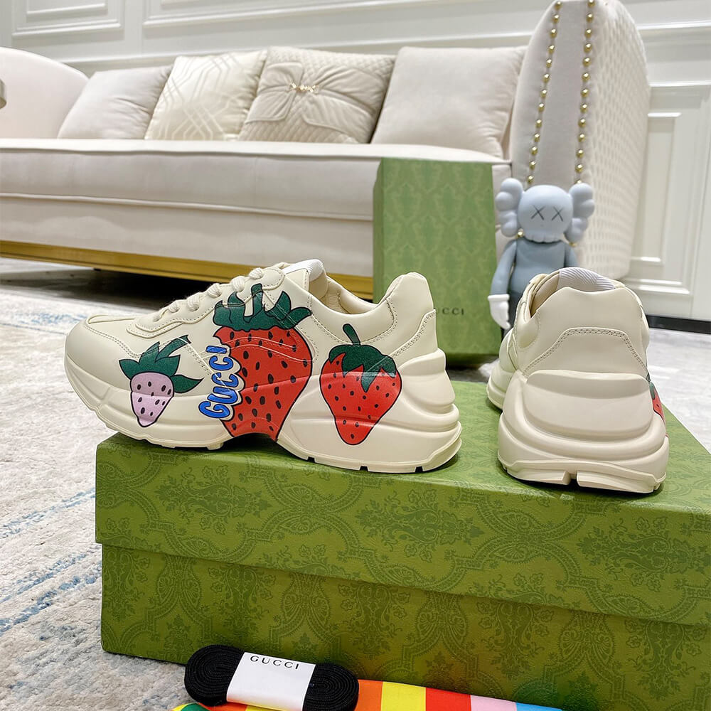 Gvc*1 Strawberries Rhyton Sneaker