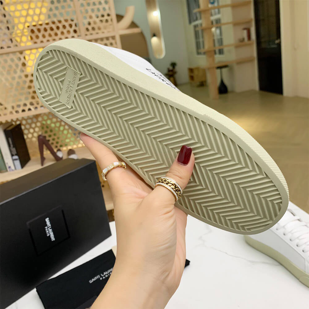 Y51 Court Classic Sneaker