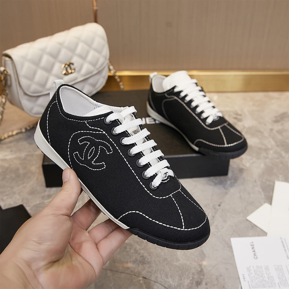Ch**el Trainers