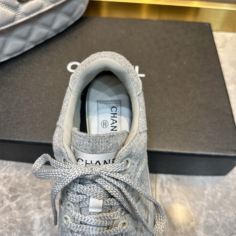 Ch**el Trainers