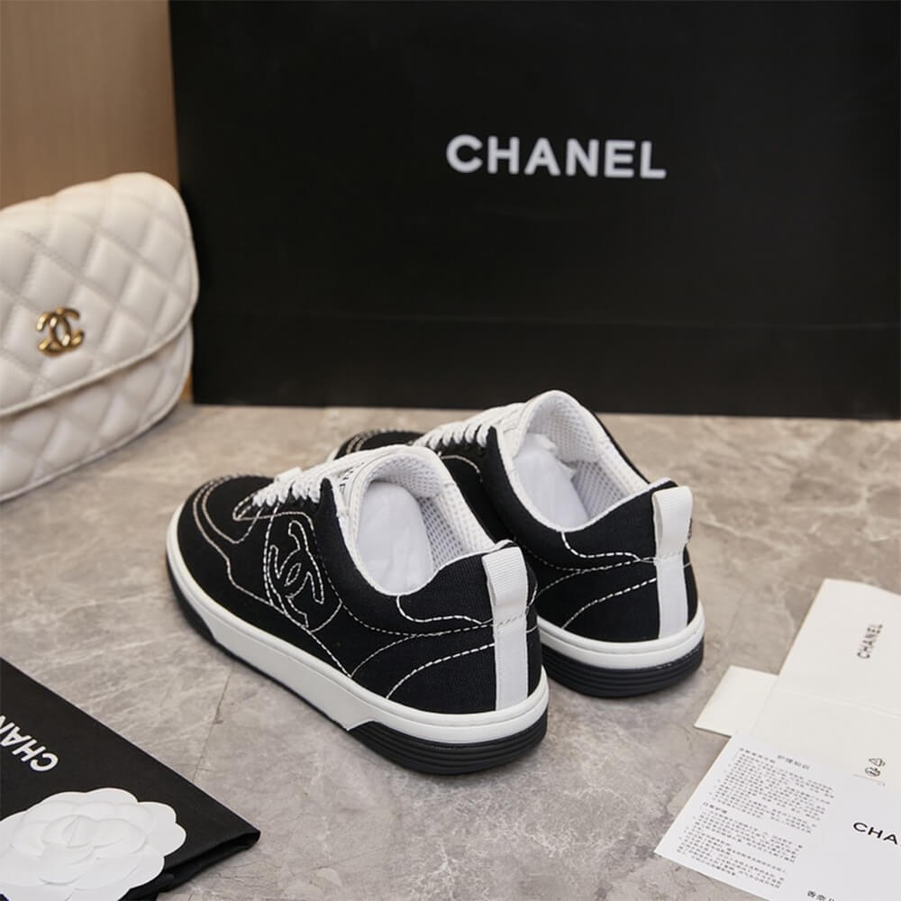 Ch**el Trainers