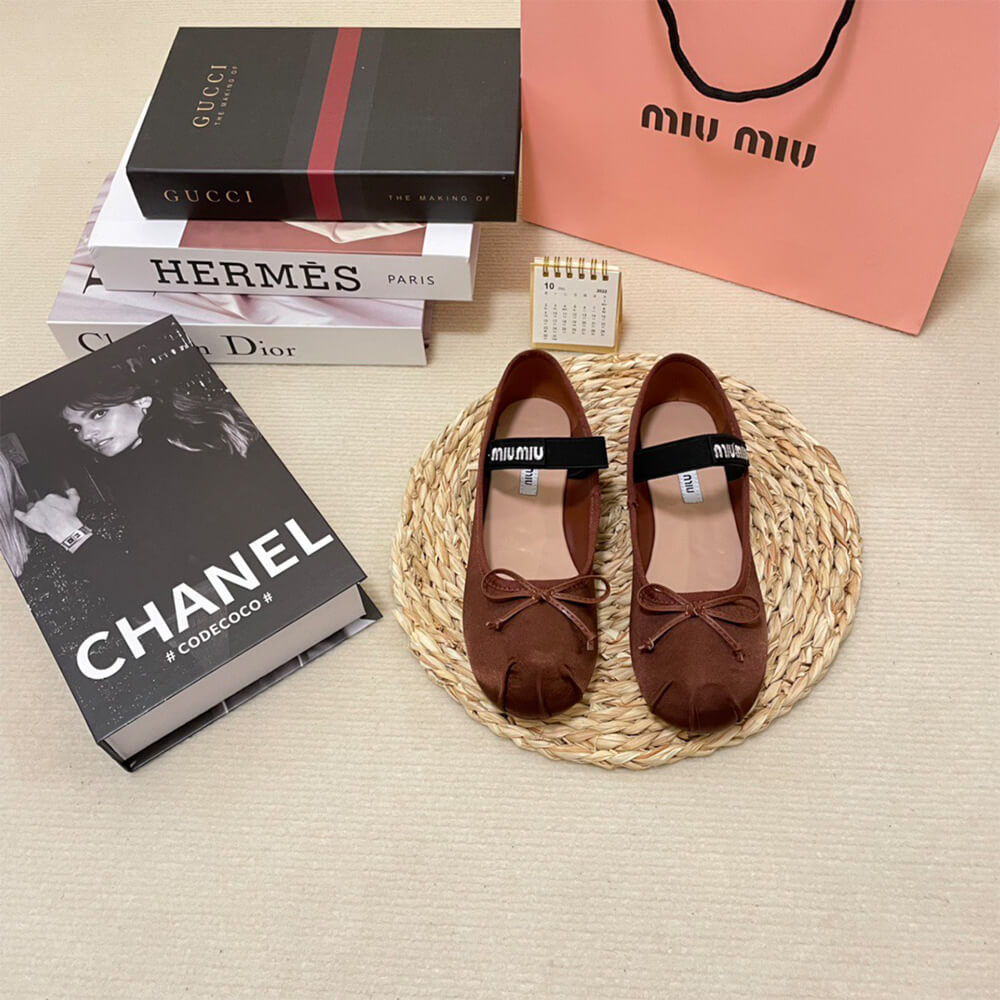 M1um1u Satin ballerinas