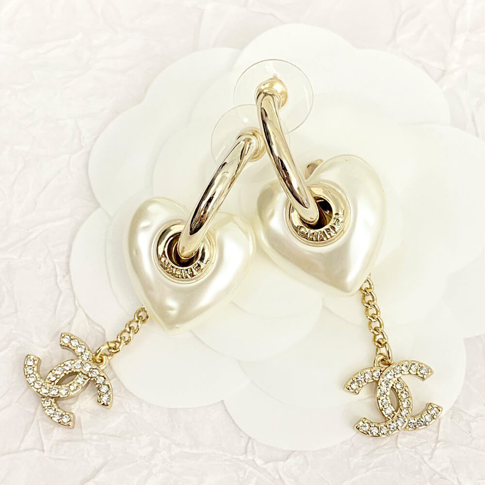Ch**el D1am0nd EARRINGS
