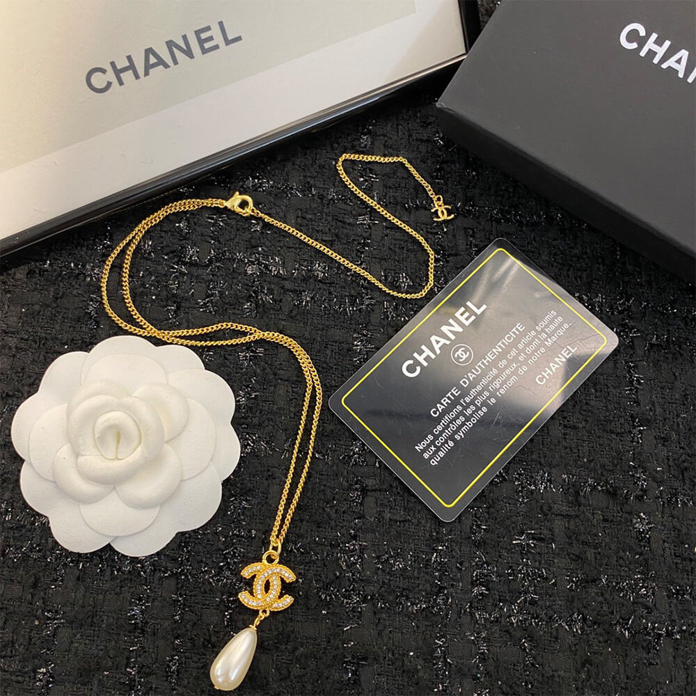 Ch**el NECKLACE