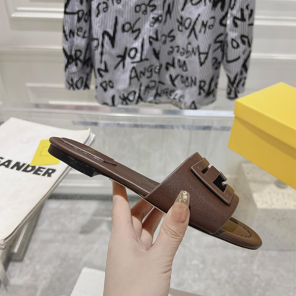 F**di Baguette Slides
