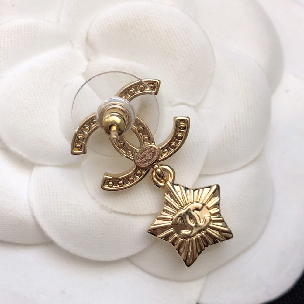 Ch**el D1am0nd EARRINGS