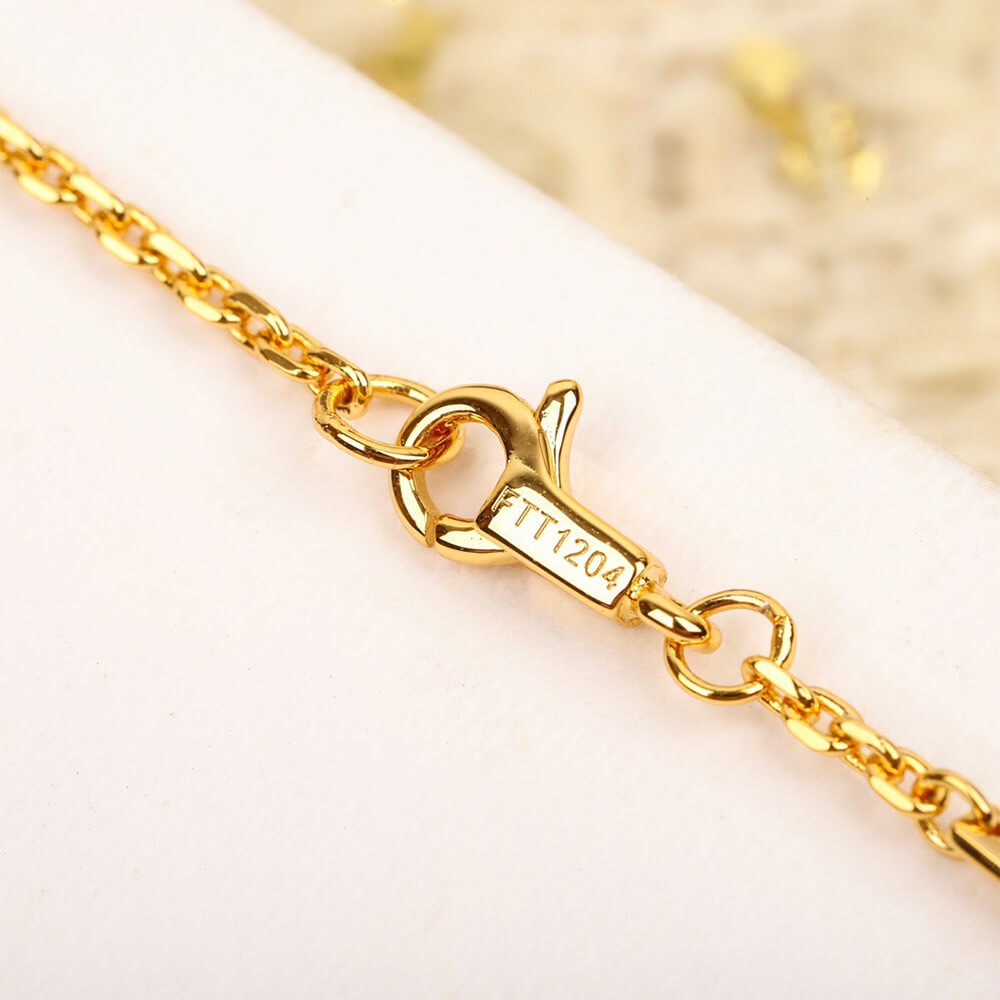 Ch**el NECKLACE