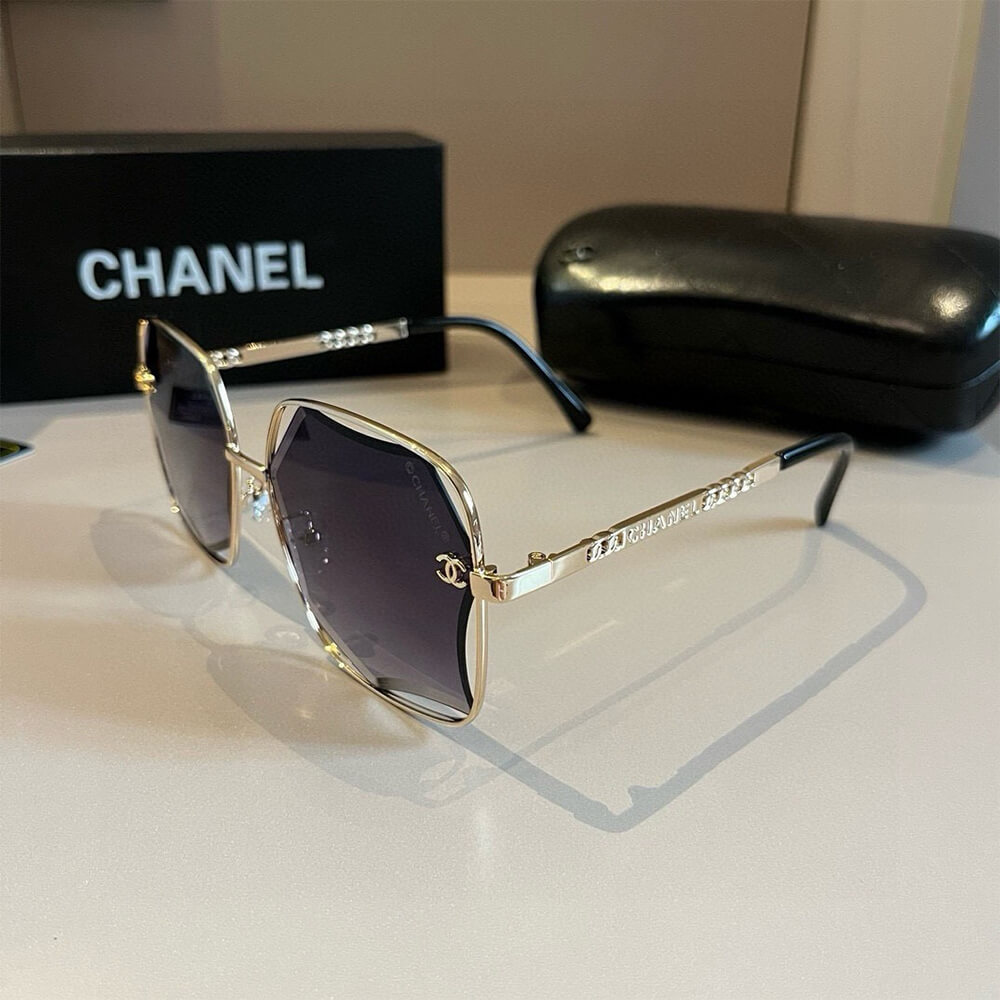 Ch**el SUNGLASSES