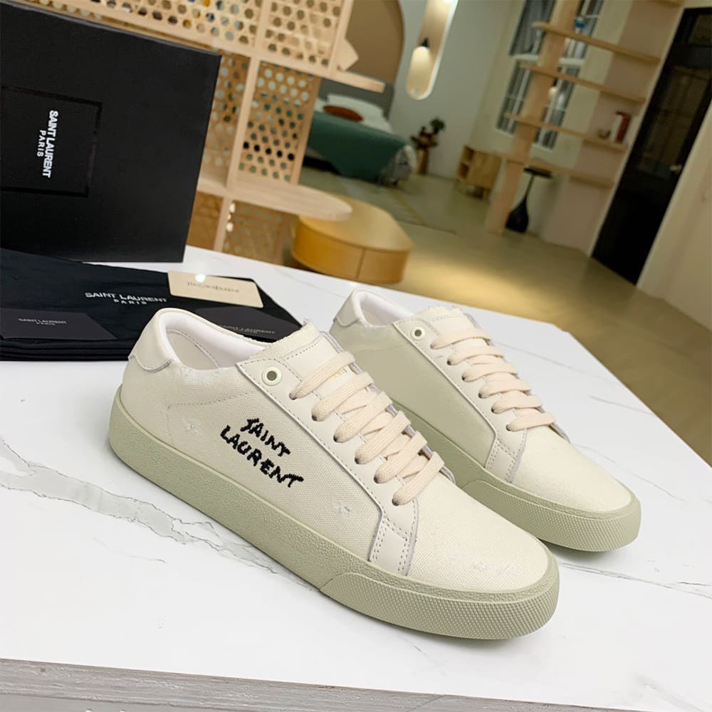 Y51 Court Classic Sneaker