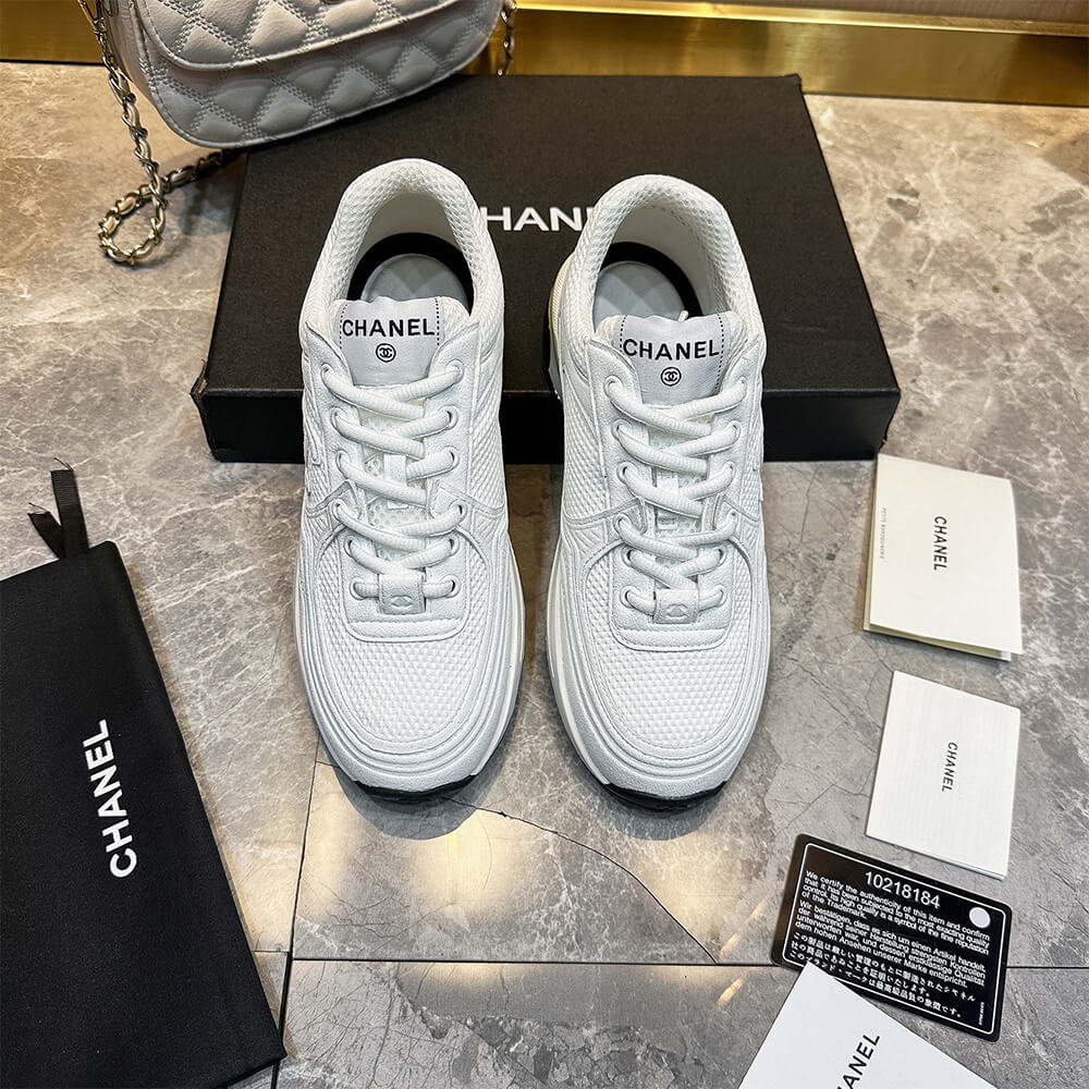 Ch**el Sneaker