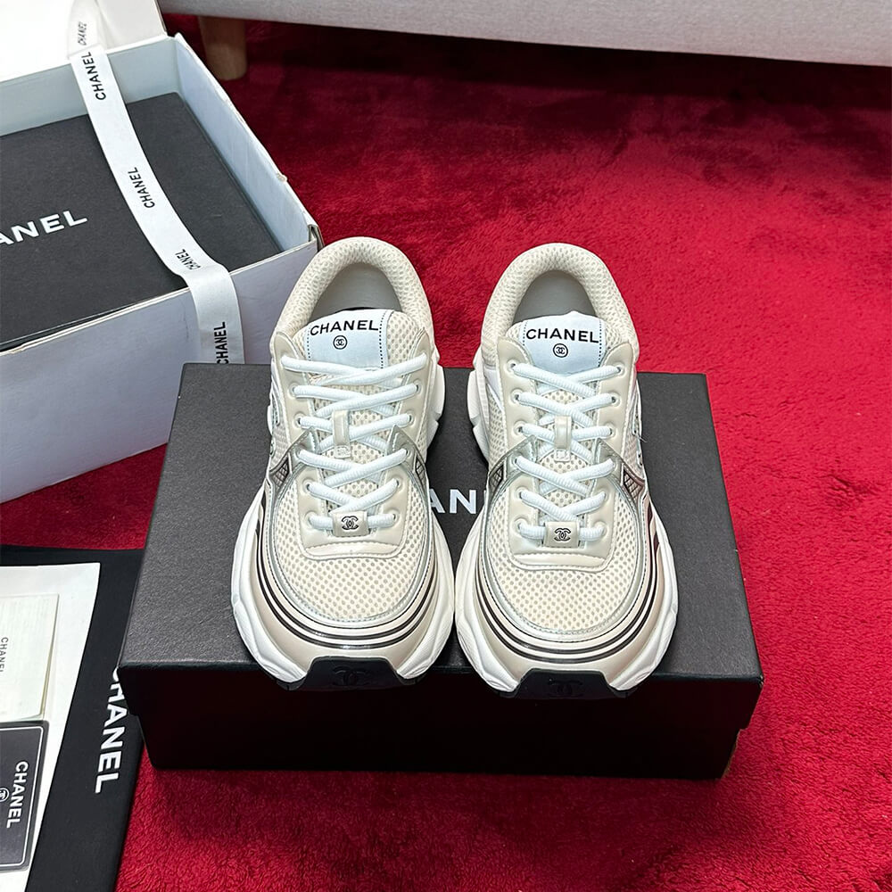 Ch**el Sneaker