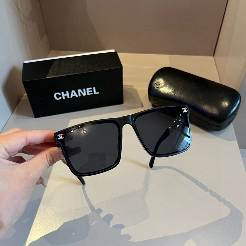 Ch**el SUNGLASSES