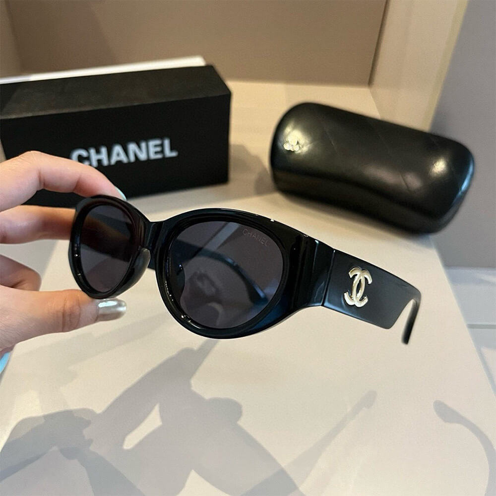 Ch**el SUNGLASSES