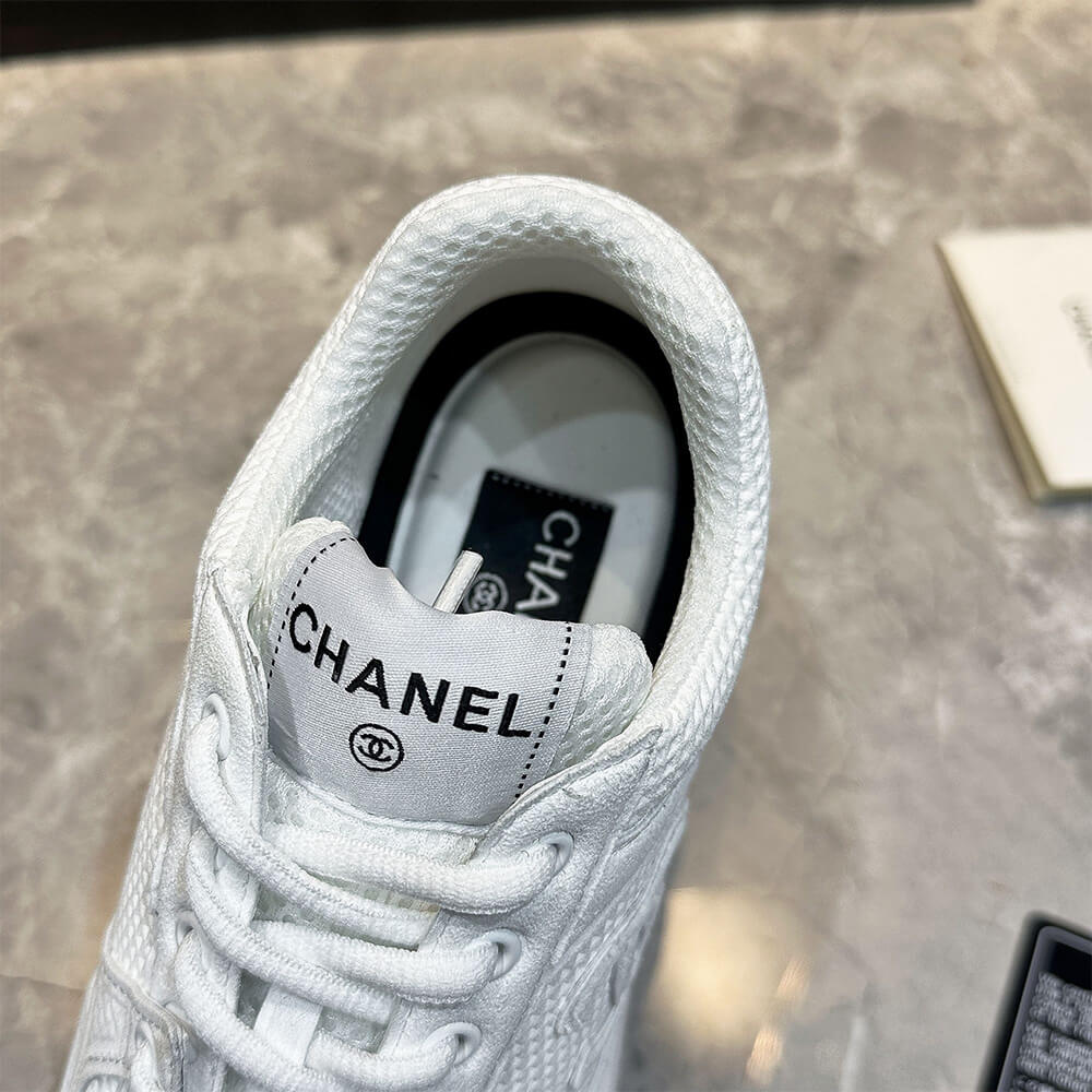 Ch**el Sneaker