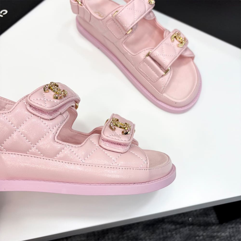 Ch**el Sandals