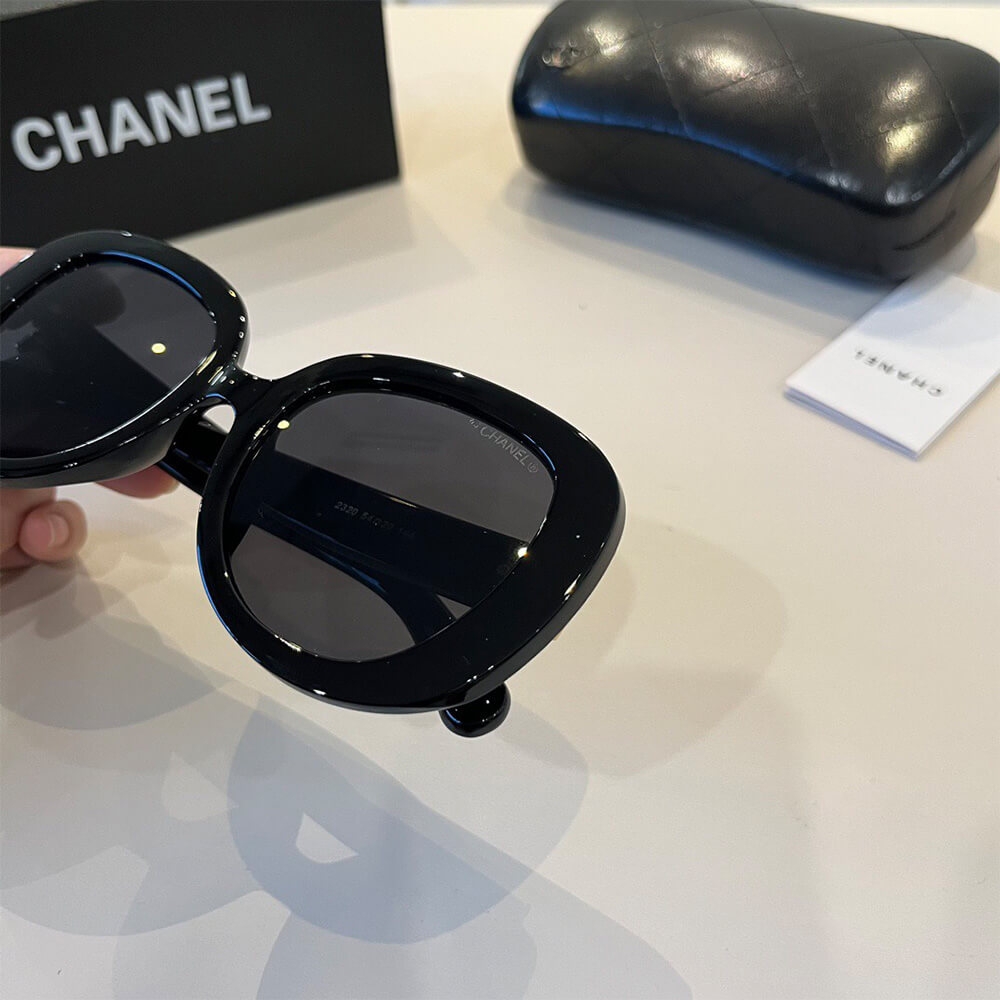 Ch**el SUNGLASSES