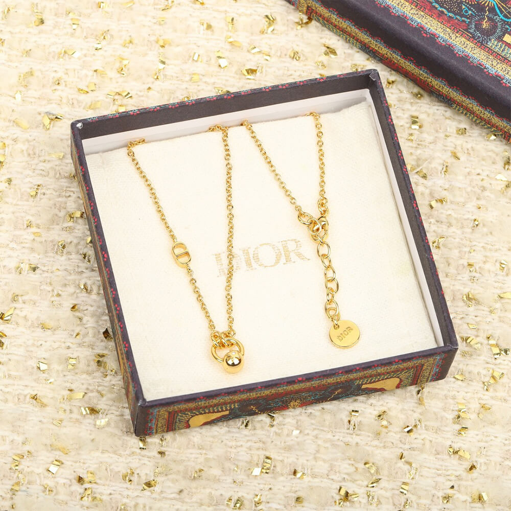 D10r Necklace