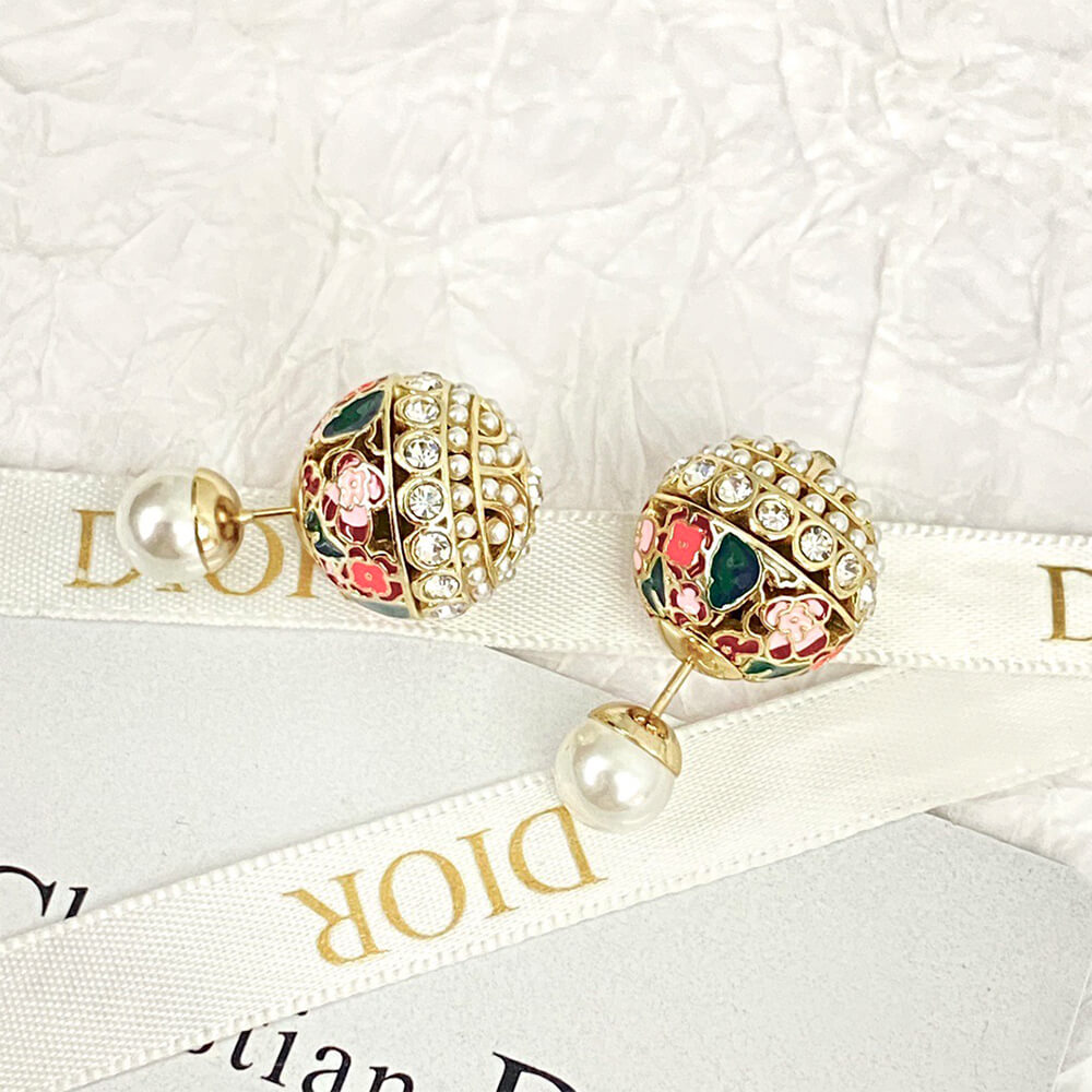 D10r EARRINGS