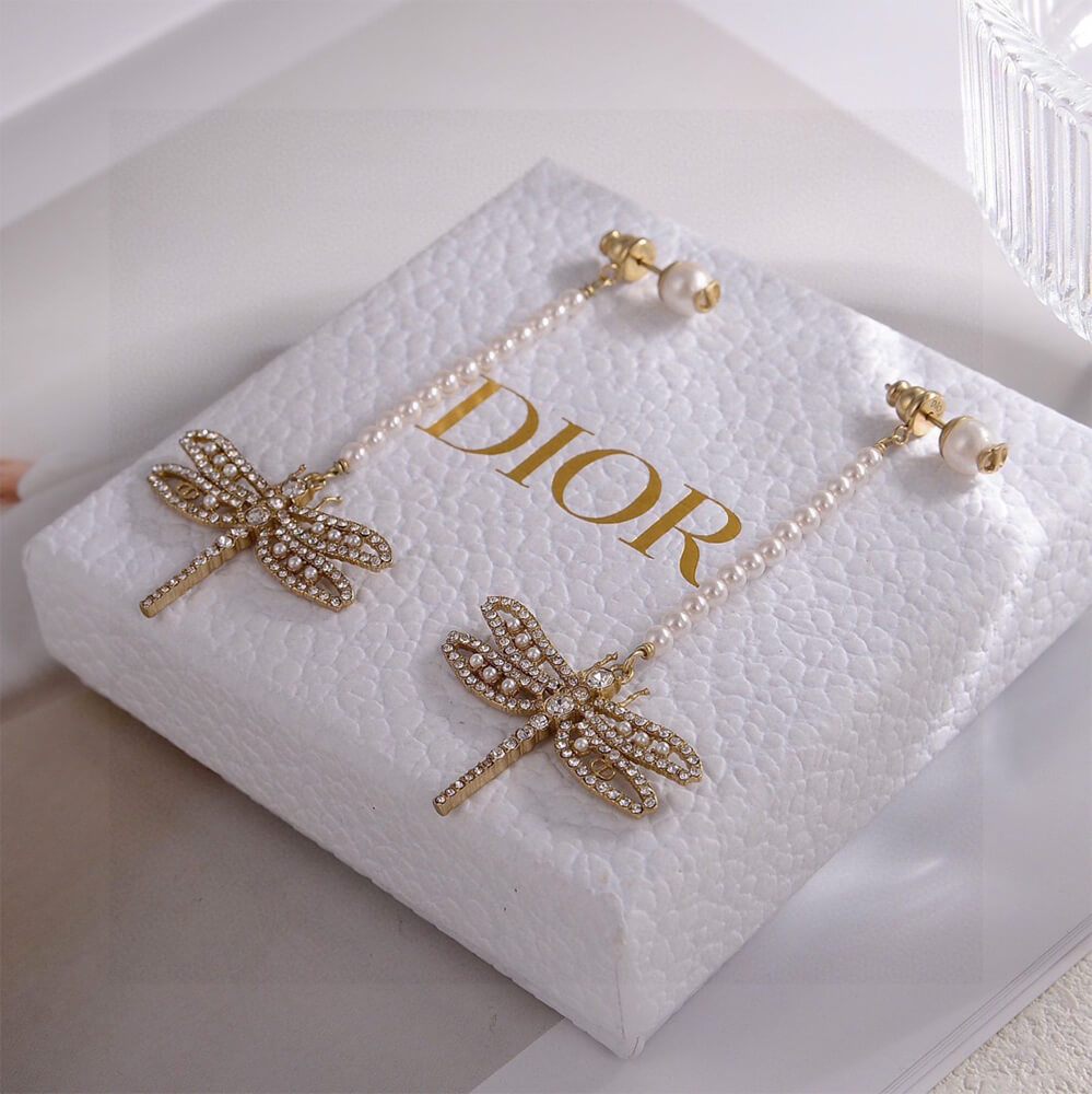 D10r EARRINGS