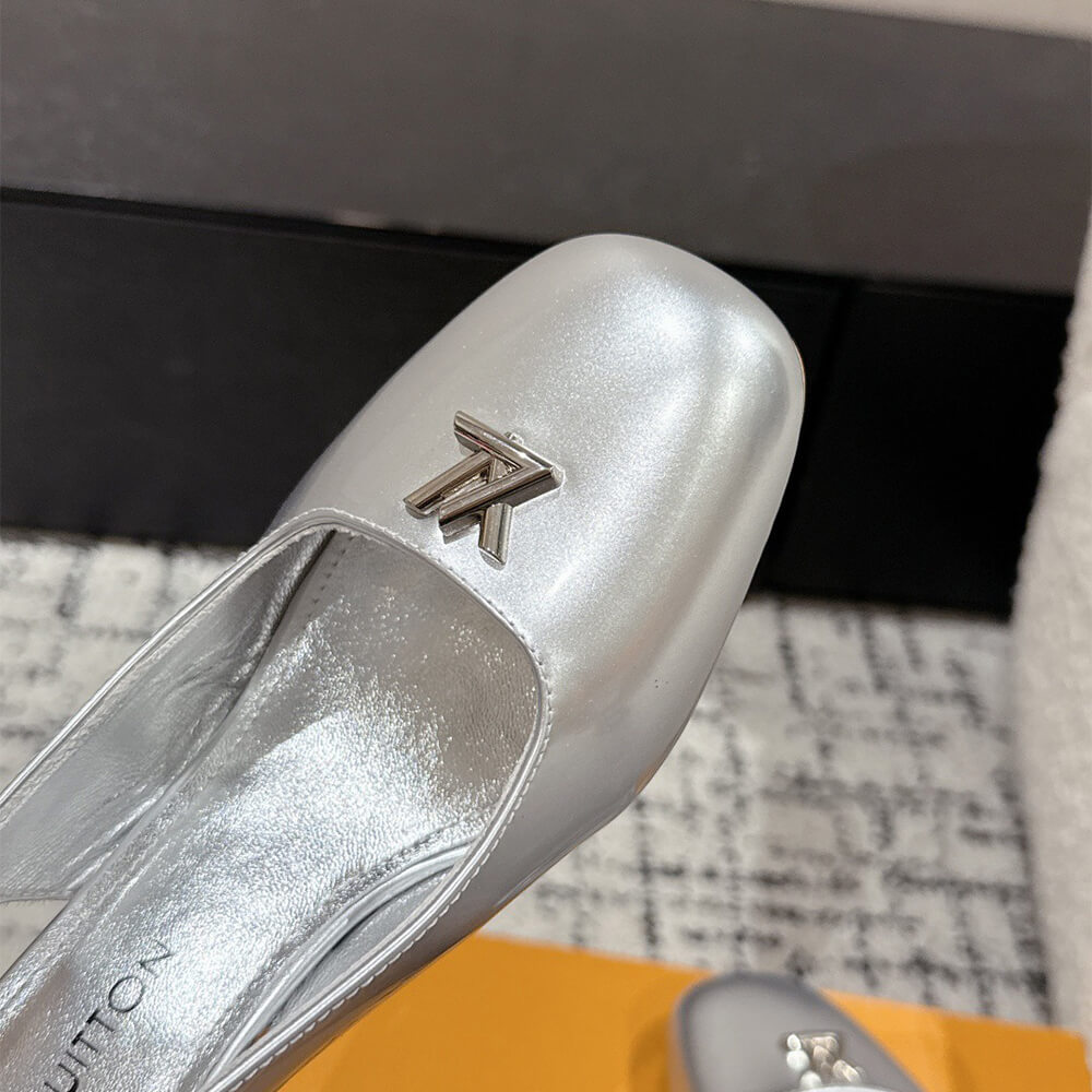 LV Swing Slingback Pump