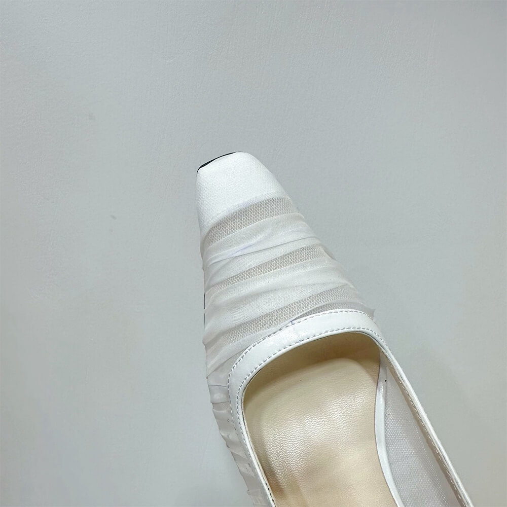 J1m*y Ch00 Pumps 85