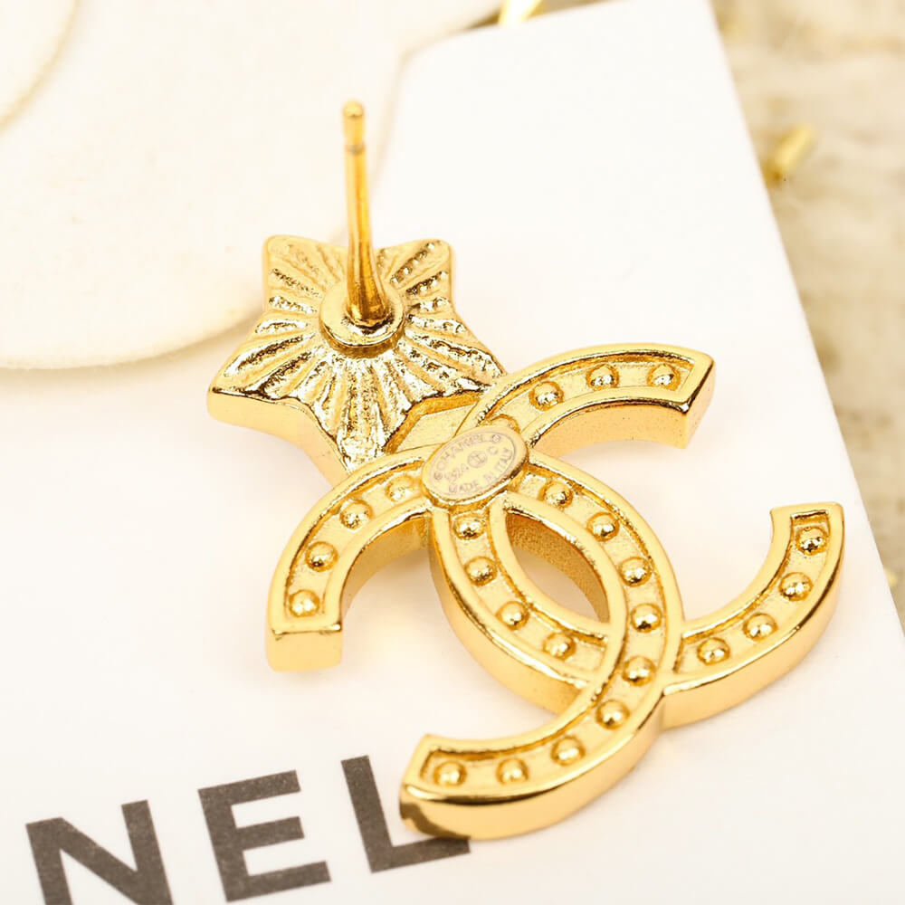 Ch**el D1am0nd EARRINGS