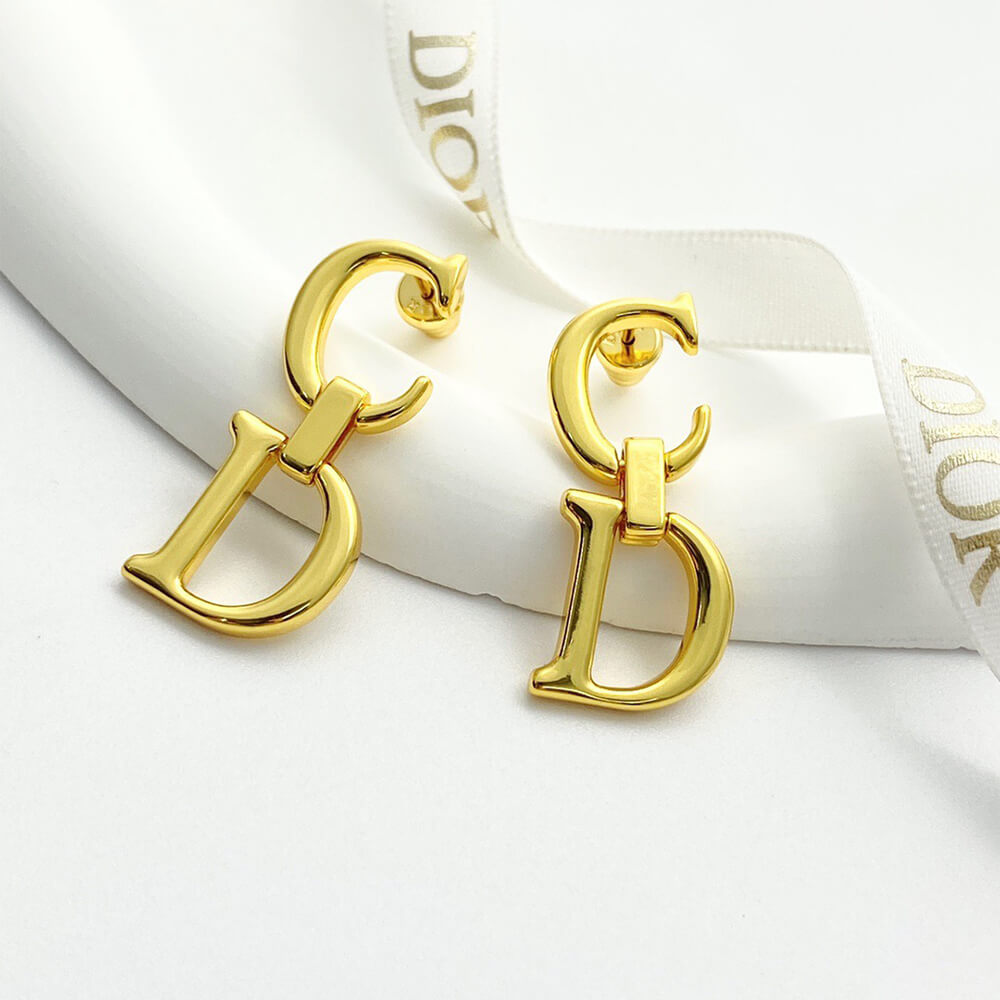 D10r EARRINGS