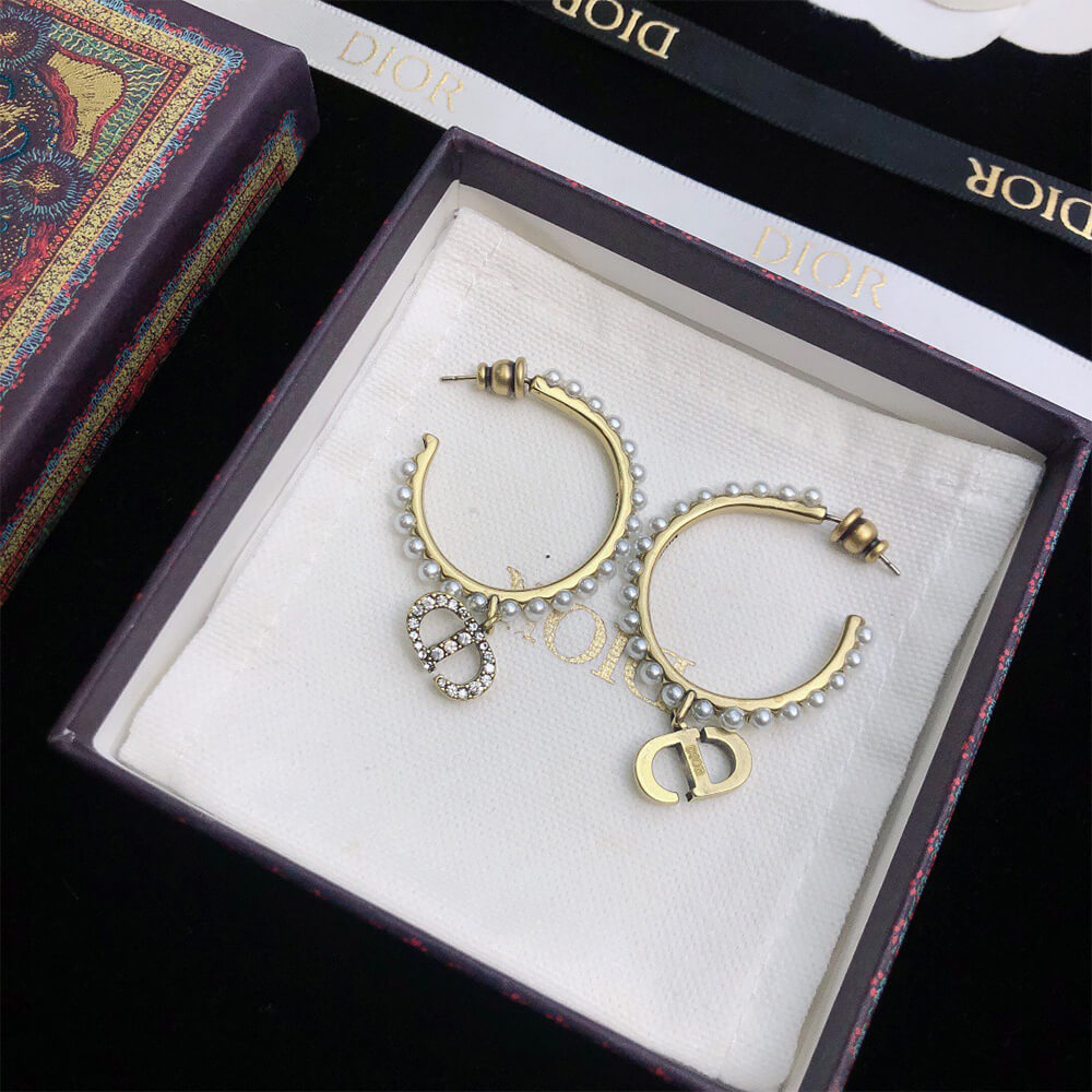 D10r EARRINGS