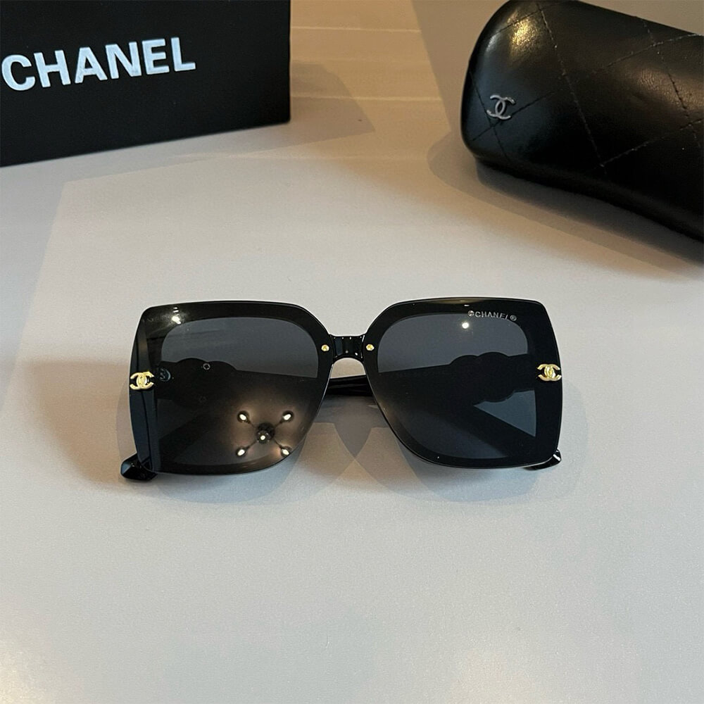 Ch**el SUNGLASSES