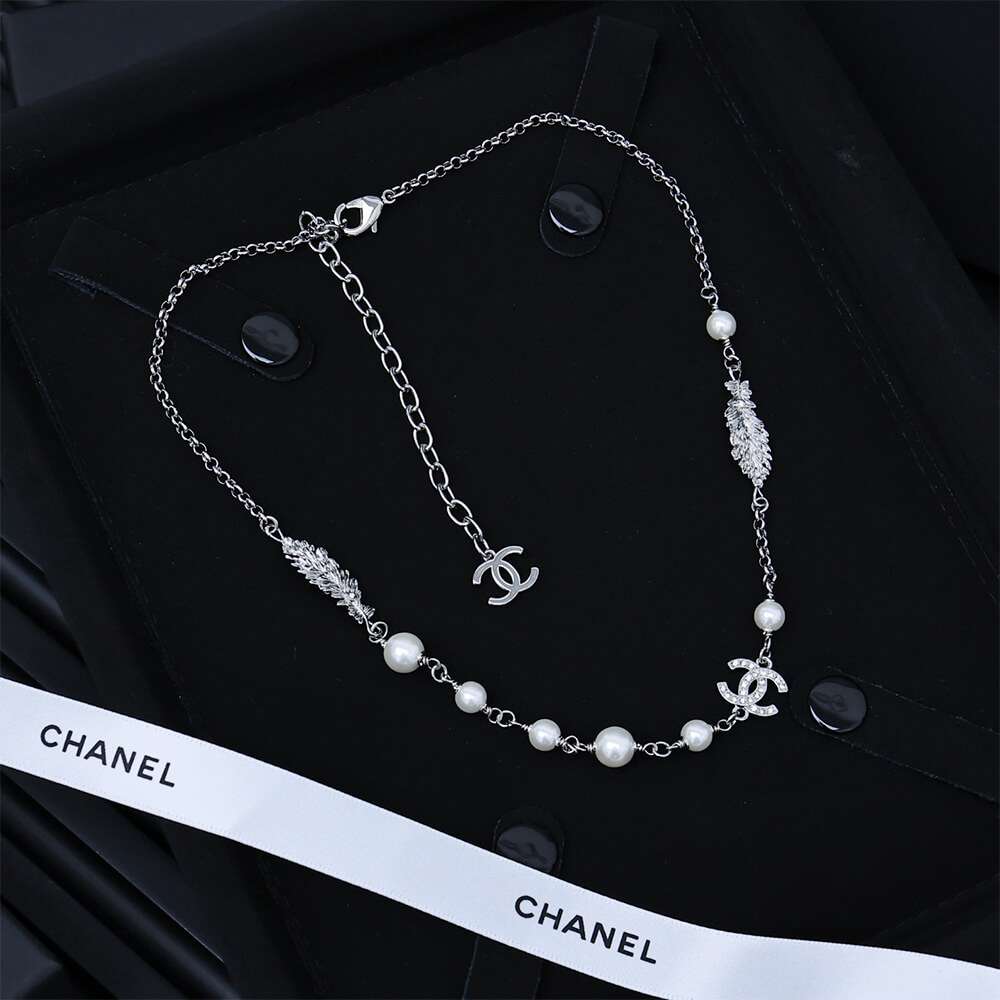 Ch**el Necklace