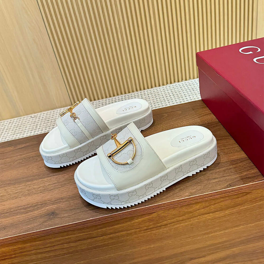 Gvc*1 Women’s platform slide sandal
