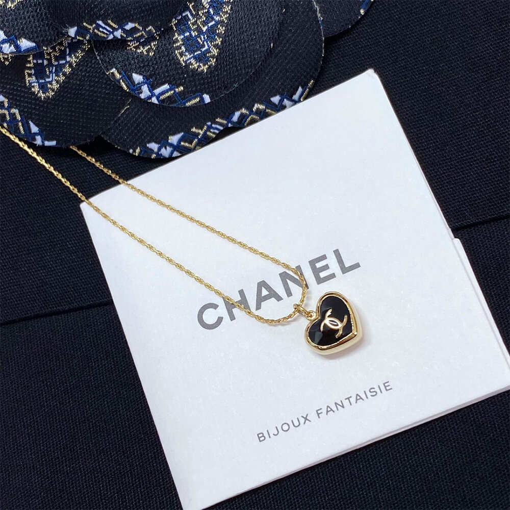 Ch**el Necklace