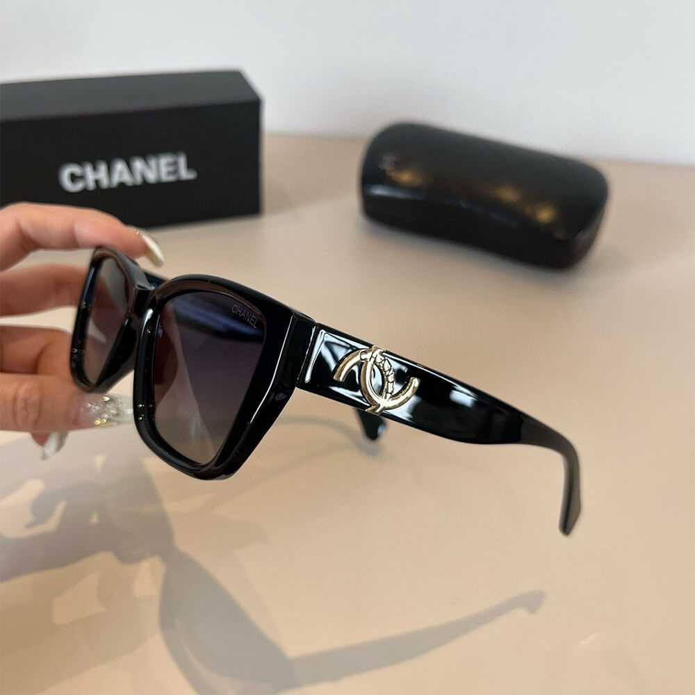 Ch**el SUNGLASSES