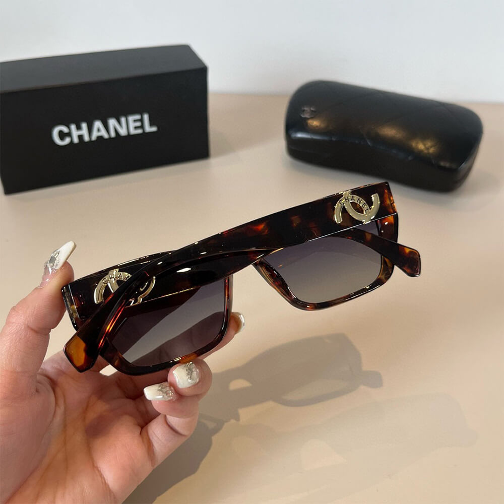 Ch**el SUNGLASSES