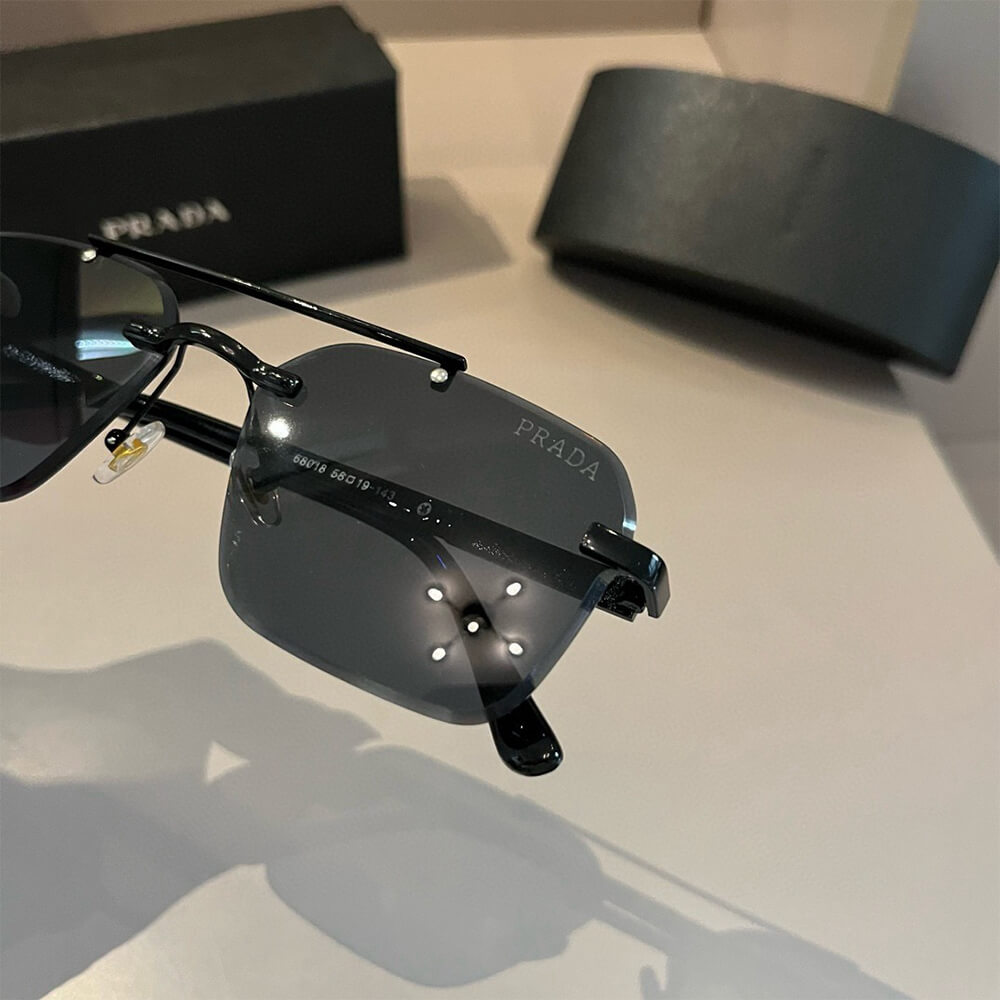 Pra*a SUNGLASSES